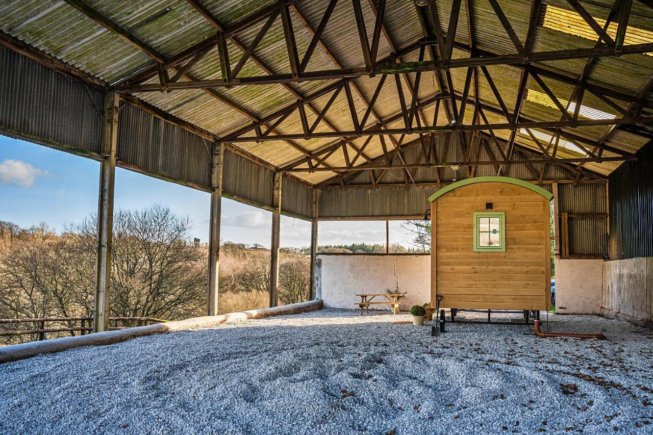 Finest Retreats - The Shepherd'S Hut At Northcombe Farm Beaworthy 외부 사진