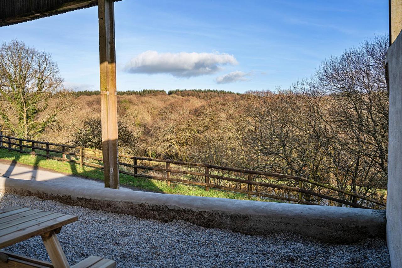 Finest Retreats - The Shepherd'S Hut At Northcombe Farm Beaworthy 외부 사진